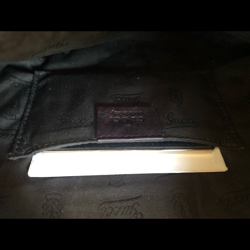 Gucci - maroon leather with bamboo accent - Picture 3 of 13